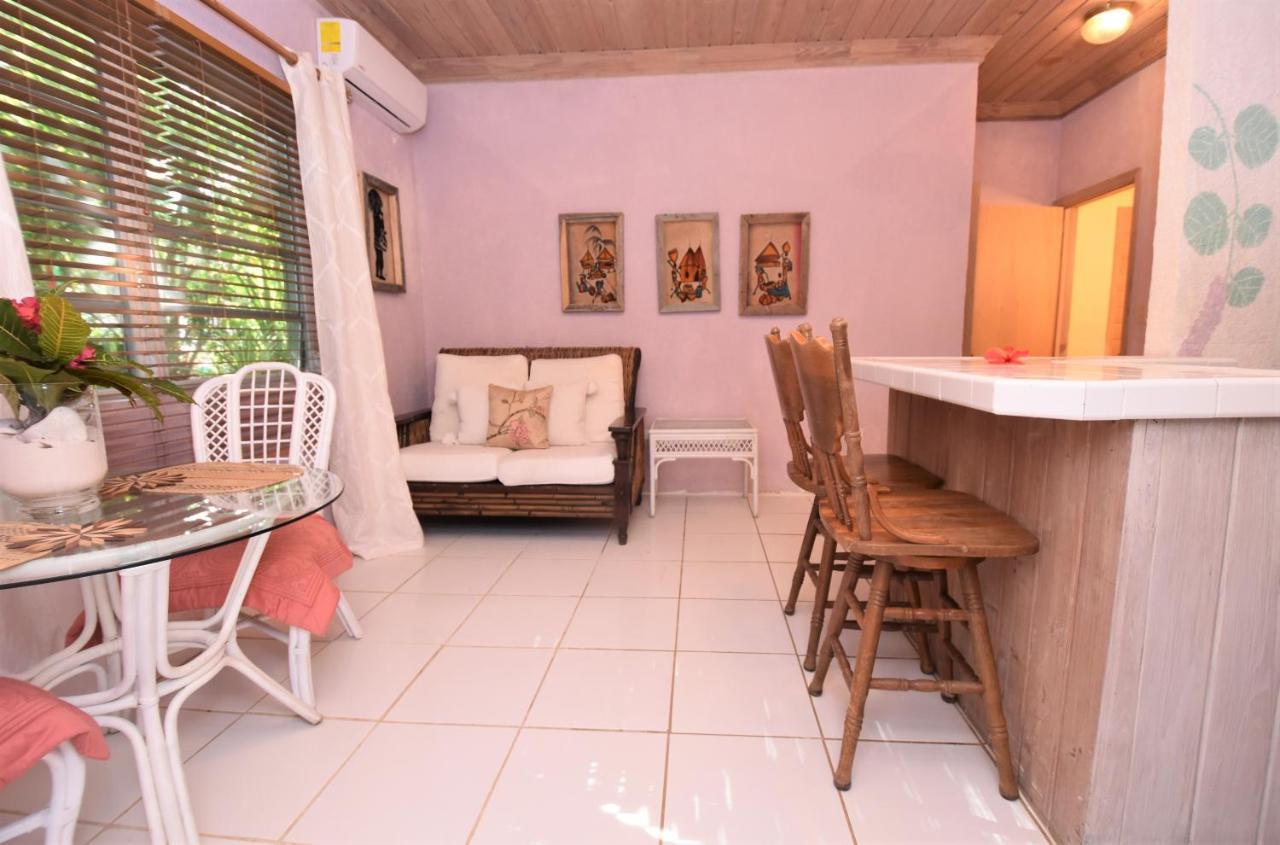 The Sugar Apple Lodging Dunmore Town Buitenkant foto