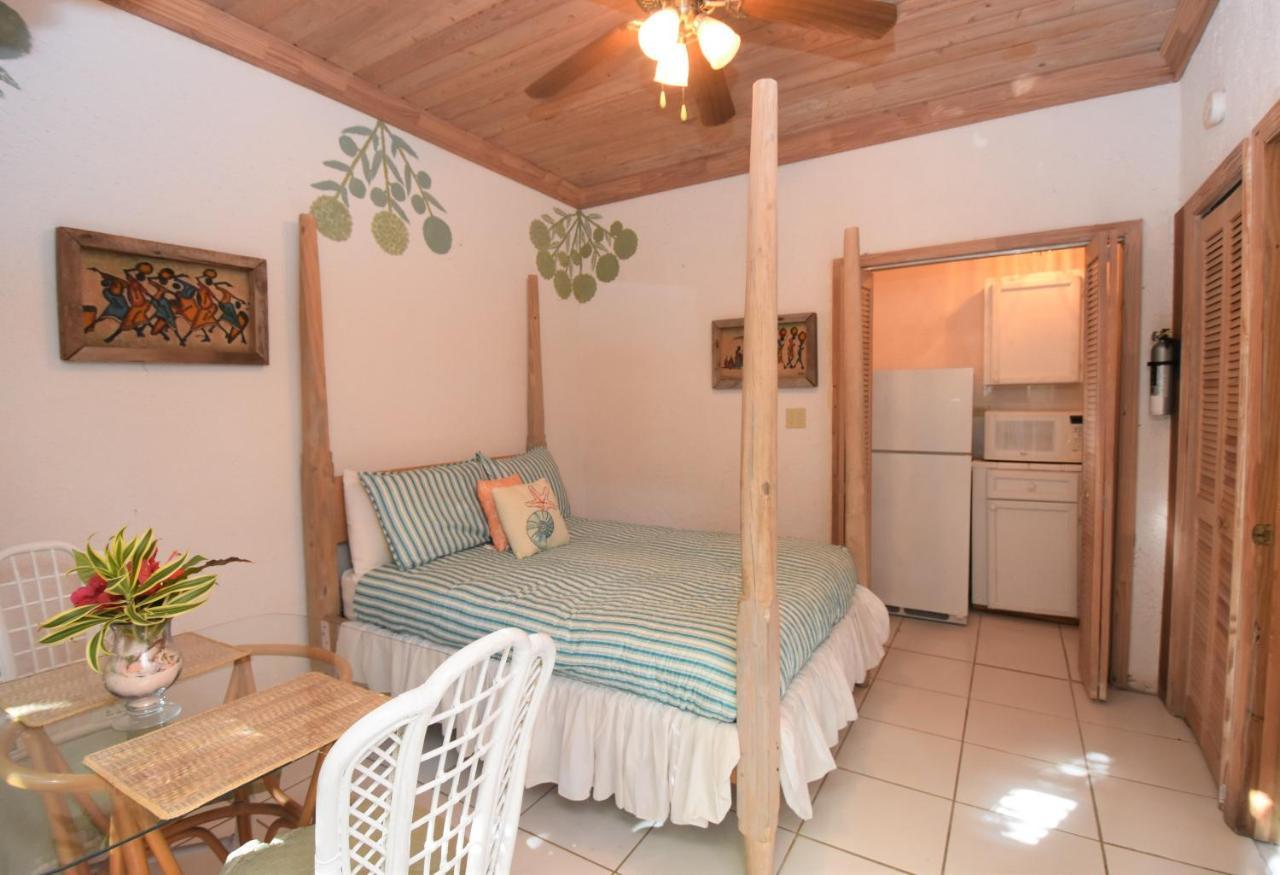The Sugar Apple Lodging Dunmore Town Buitenkant foto
