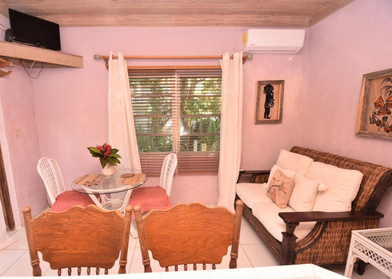 The Sugar Apple Lodging Dunmore Town Buitenkant foto