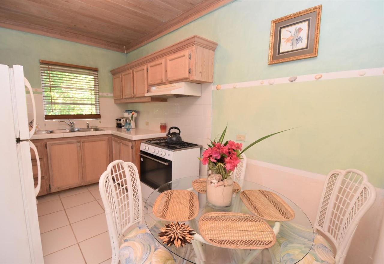 The Sugar Apple Lodging Dunmore Town Buitenkant foto